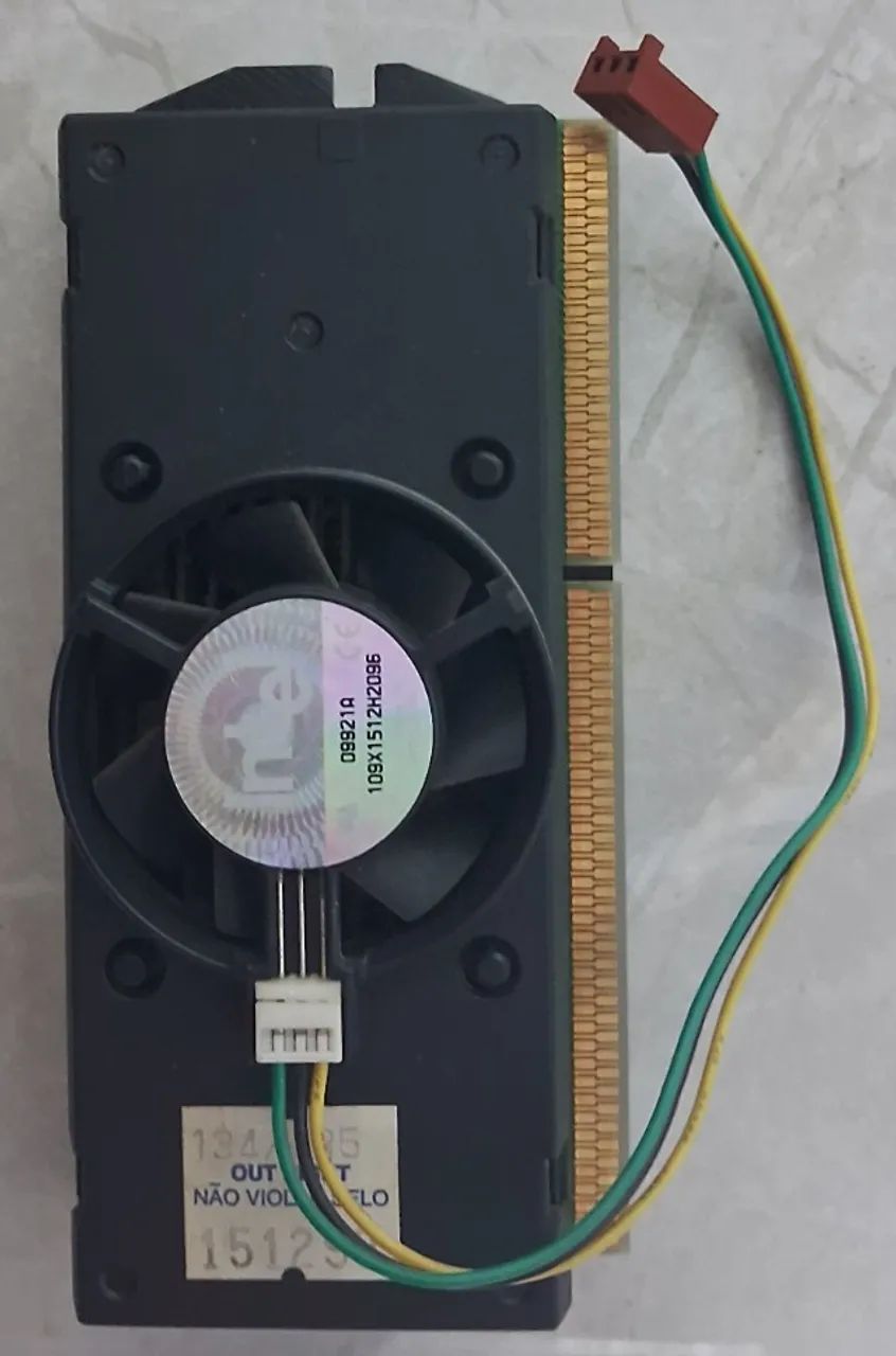 Microprocessador Pentium III 450 MHz - Foto 2