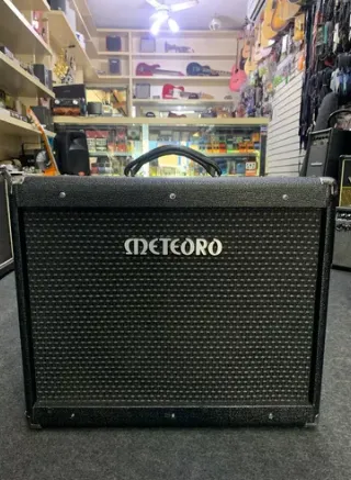 Amplificador Meteoro Dynamic MGV 30