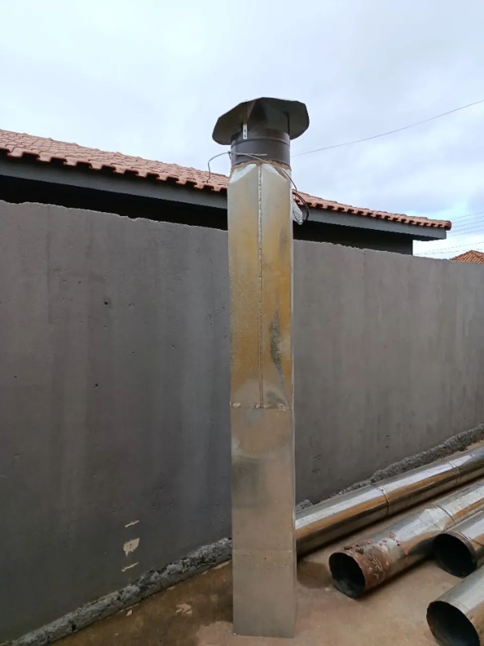 Dois dutos de galvanizado com exaustores Tron  - Foto 3
