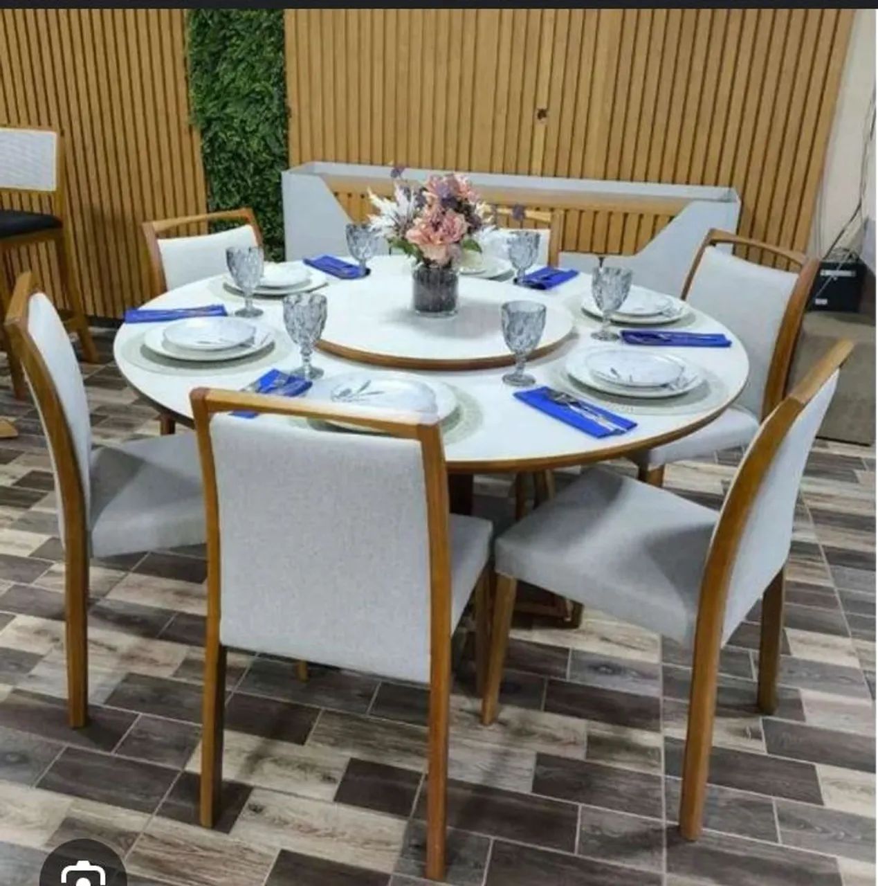 Mesa de jantar redonda 