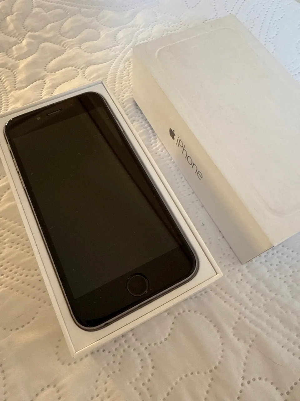 iPhone 6 64GB Space Gray