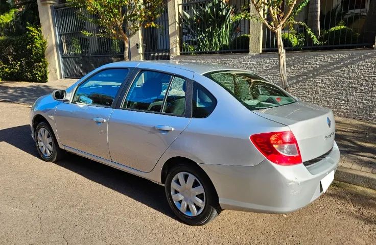 Renault Symbol 2010 Privilège Hi-Flex 1.6 16V - Foto 2