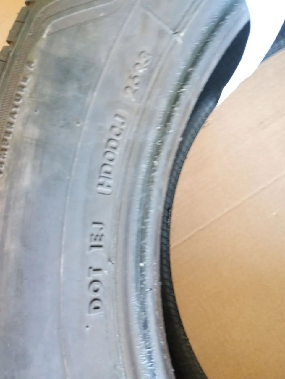 pneu Bridgestone allenza HL33 225 60 18 100H - Peças para carros