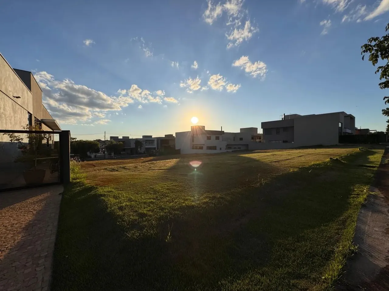 Terreno em Condomínio para Venda em Londrina, Jardim Morumbi