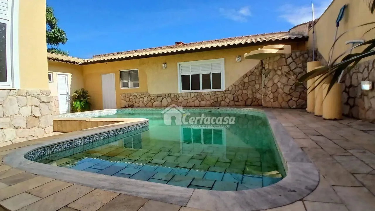 Casa com 4 dormitórios para alugar, 150 m² por R$ 7.000/mês - Balneário São Pedro - São Pe
