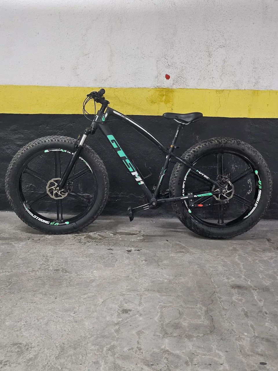 Bicicleta GTSM1 Fat Bike 