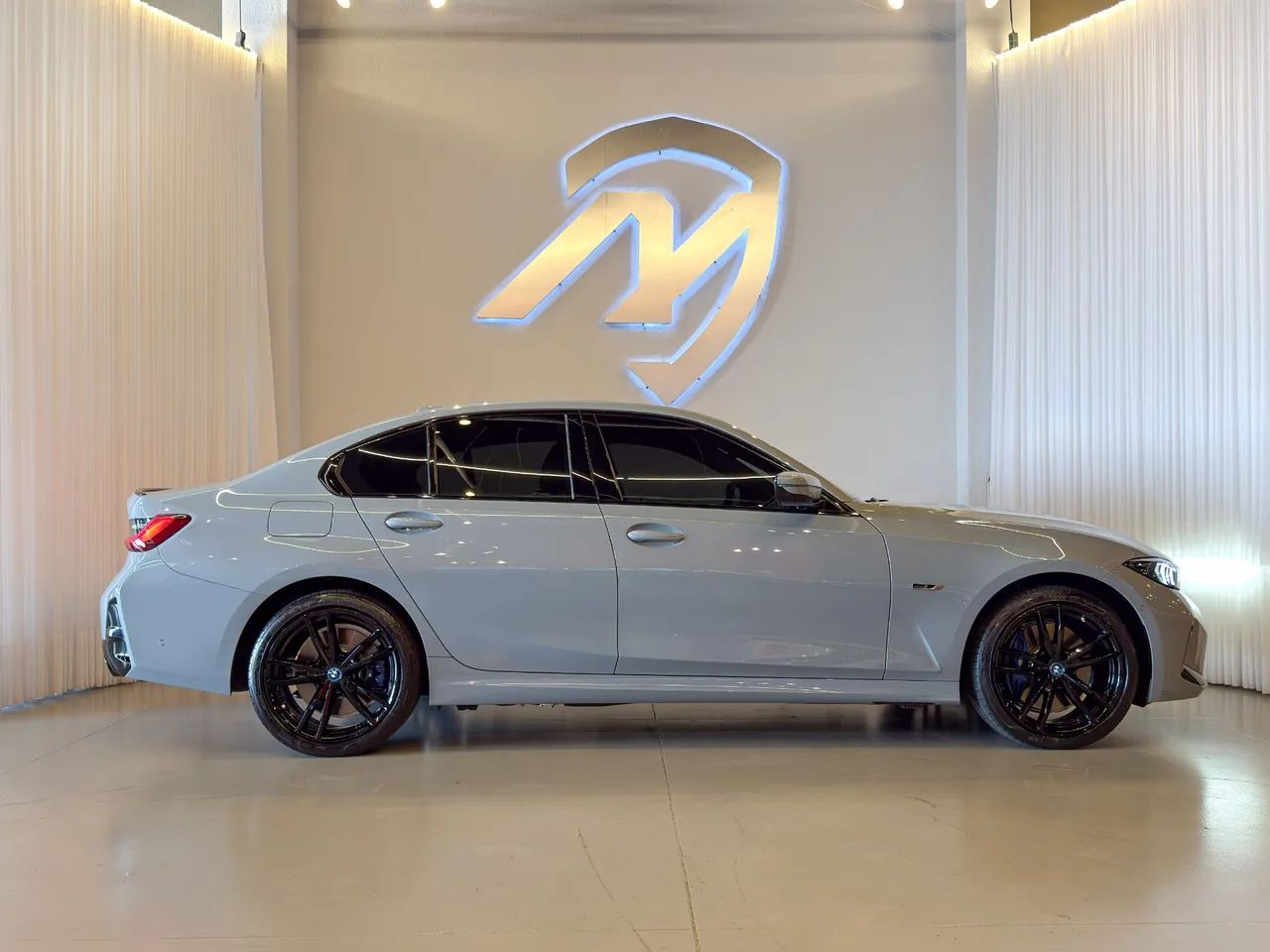 BMW 330E M Sport 2.0 Turbo Híbrido Aut. - Foto 3