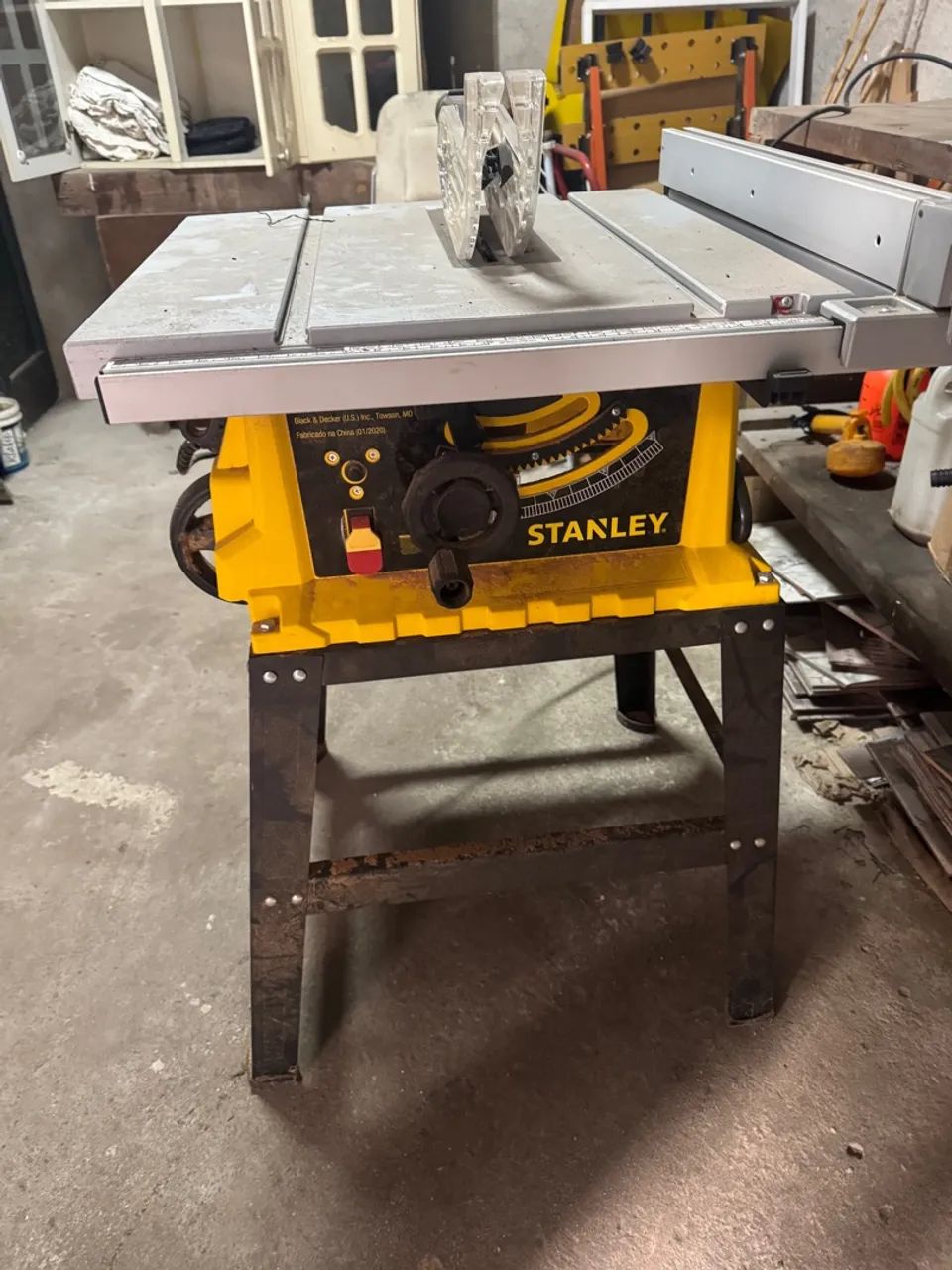 Serra de bancada Stanley 11064850409773954120