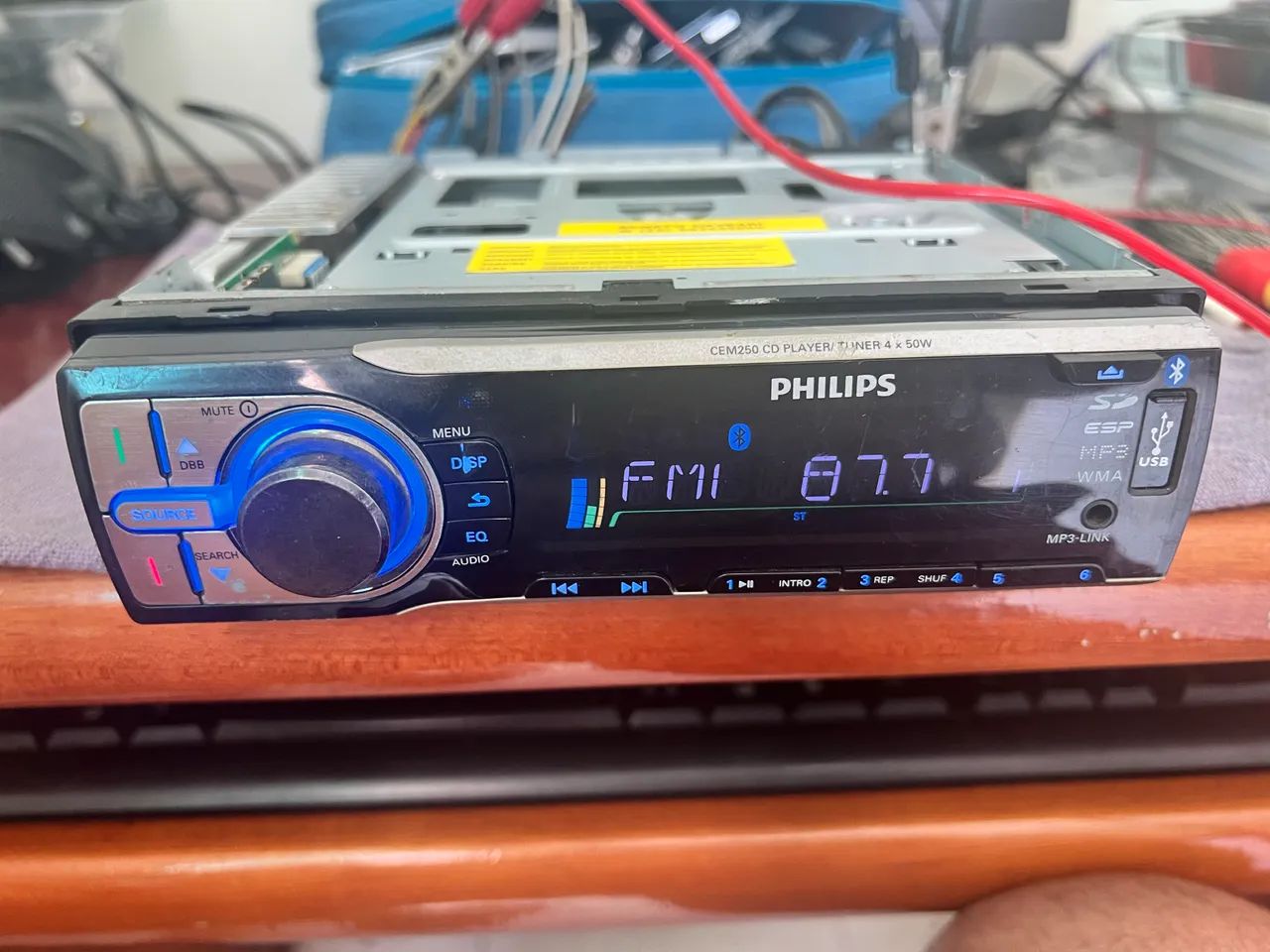 Som Philips CEM250 Bluetooth / USB / SdCard / CD / MP3  - Foto 2