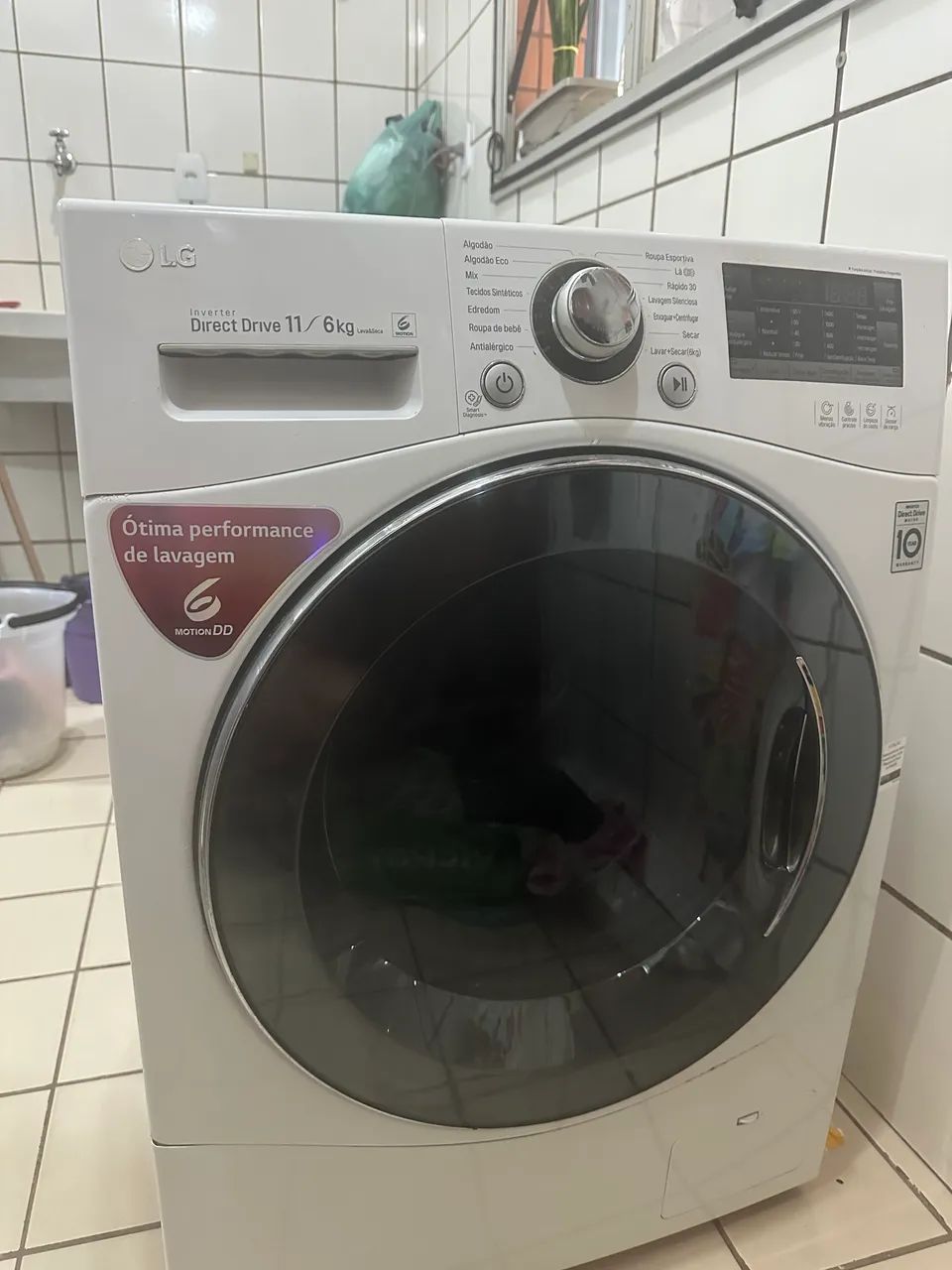 Lava e Seca LG 11kg Inverter - Modelo WD11WP6A - 220V - Ótimo Estado