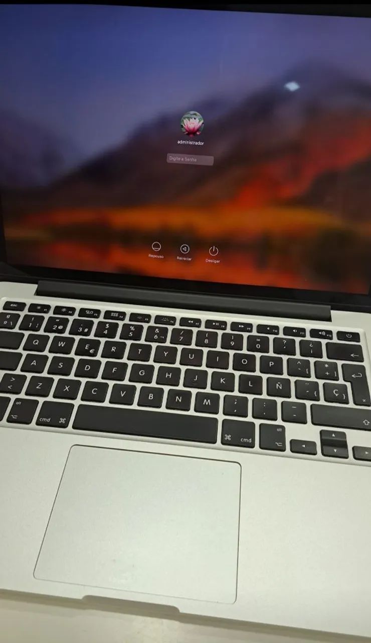 MacBook Pro 64302734686851121