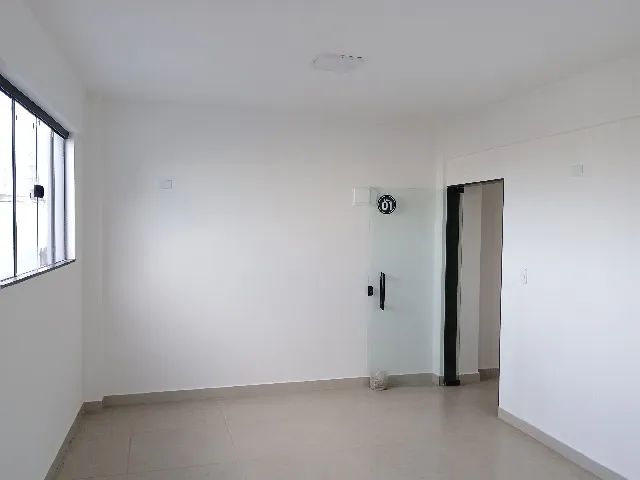 Sala comercial aprox. 30 m2, Sao Francisco, Ilheus-Olivença km 1