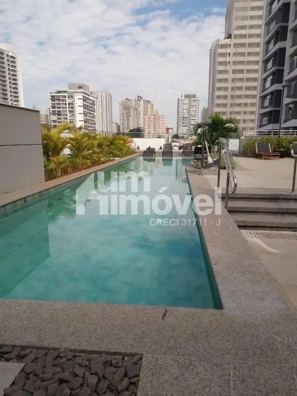 Seu Novo Capítulo Urbano Começa Aqui! Metrô na porta. Vida que flui. Studio Huas Mitre