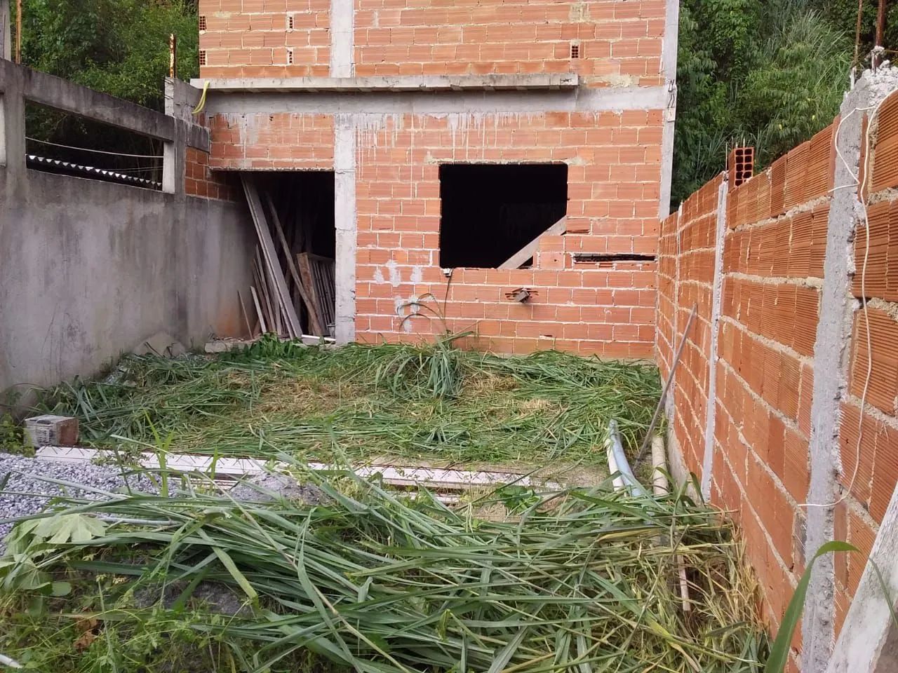 Terreno com obra iniciada  - Foto 2