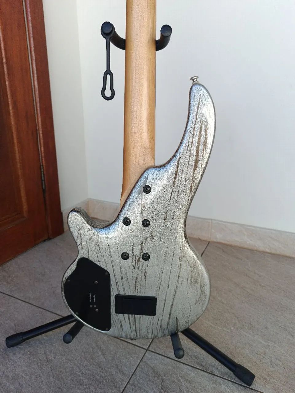 Baixo cort curbow 4 cordas ativo e passivo com Bartolini  - Foto 2