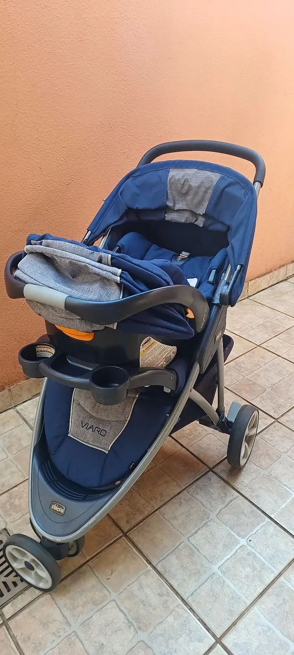 Bebê conforto + carrinho de bebê Chicco Viaro - Foto 2