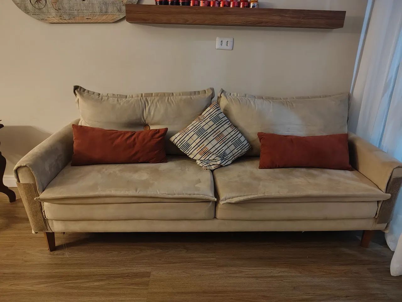Vendo sofá três lugares - Foto 2