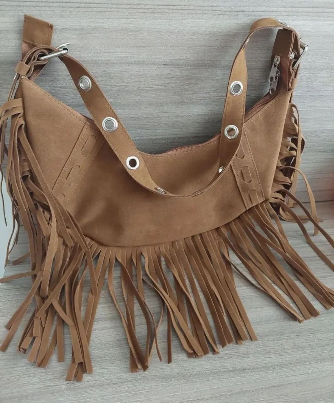 Bolsa de Camursa com franja - Foto 2