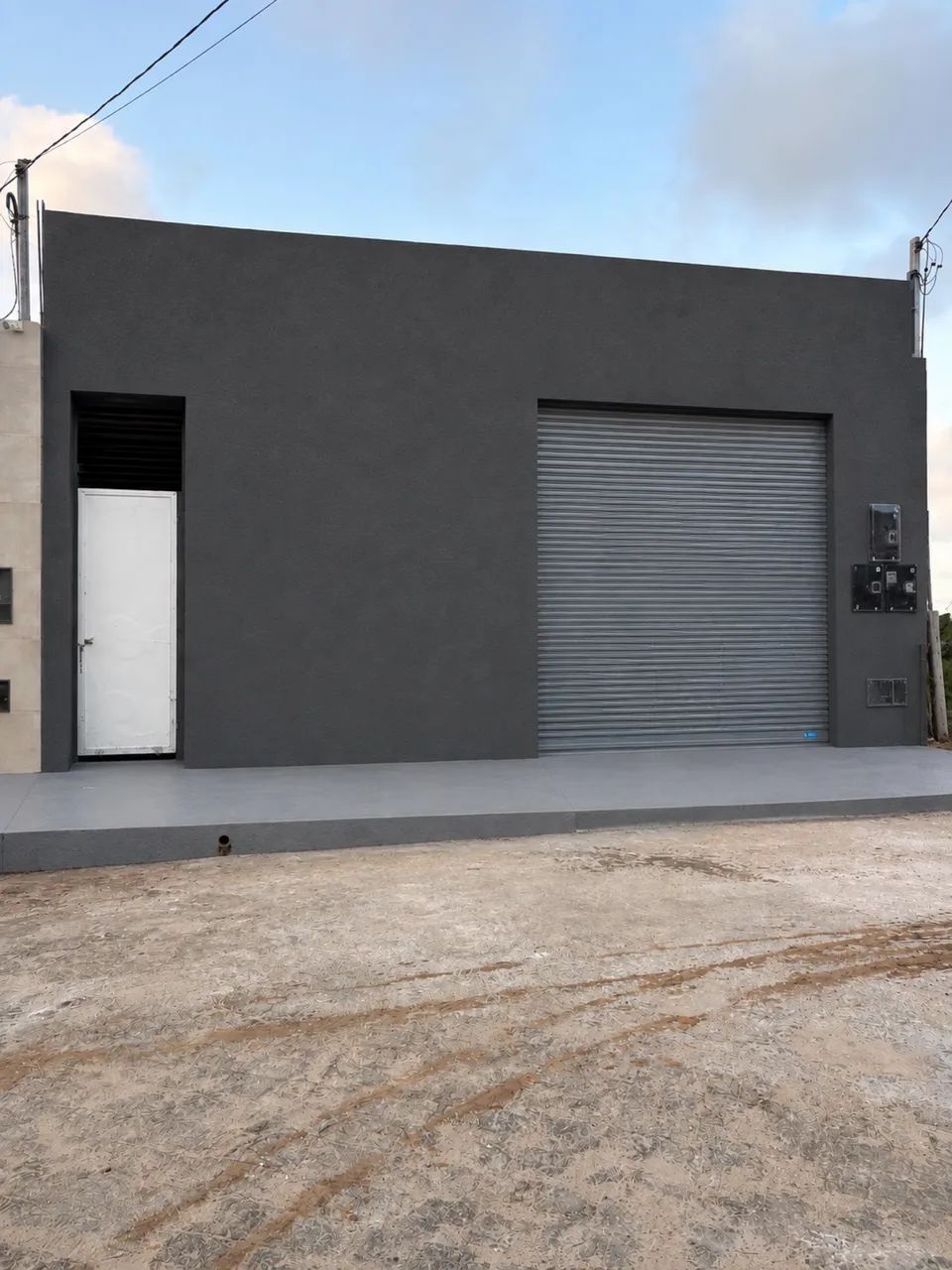 Alugo salão com 130m2