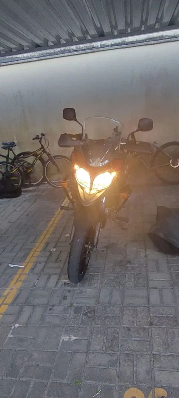 Vendo Suzuki VSTROM 650 - Foto 3