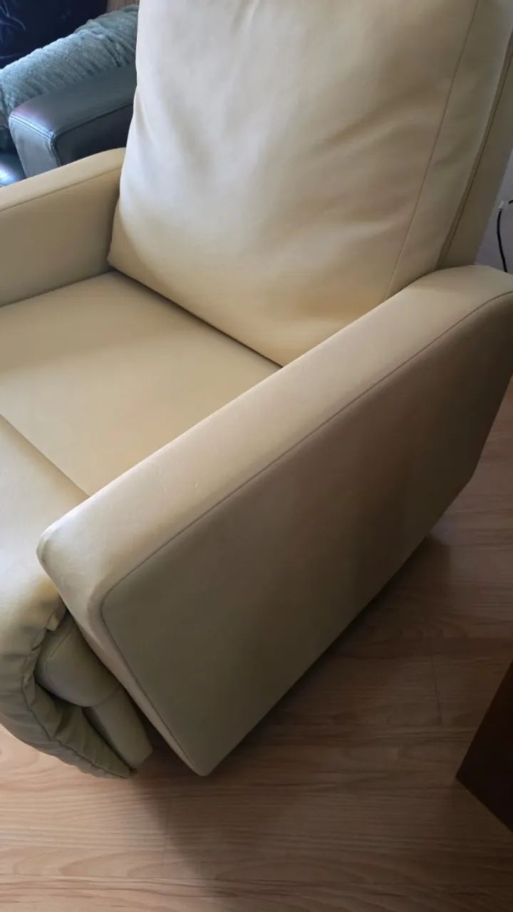 Poltrona reclinável Ono