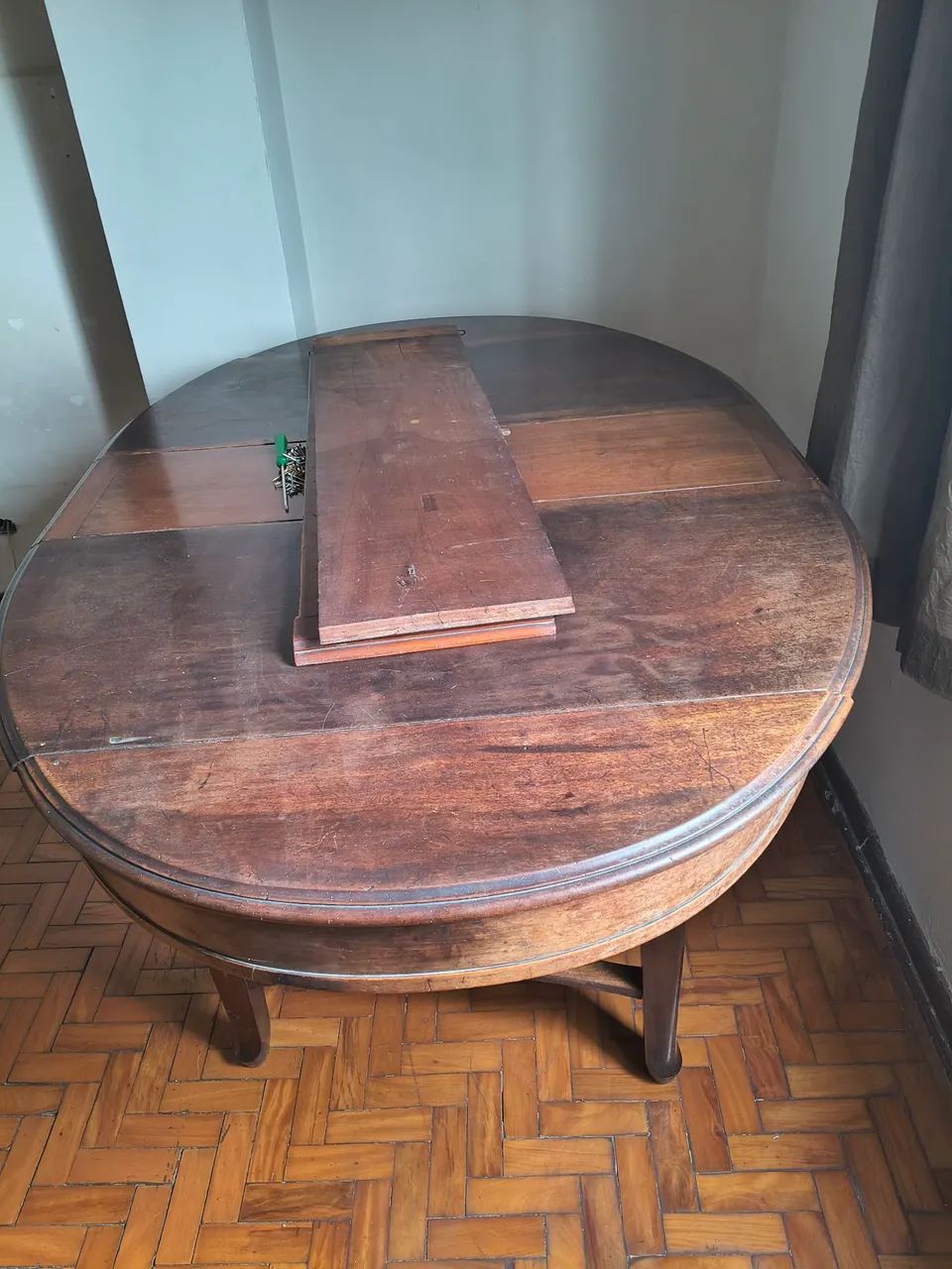 Mesa antiga 