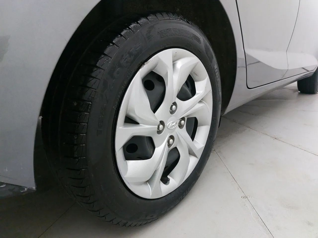 Hyundai HB20S Comfort 1.0 Flex 12V Mec., foto 14 de 18