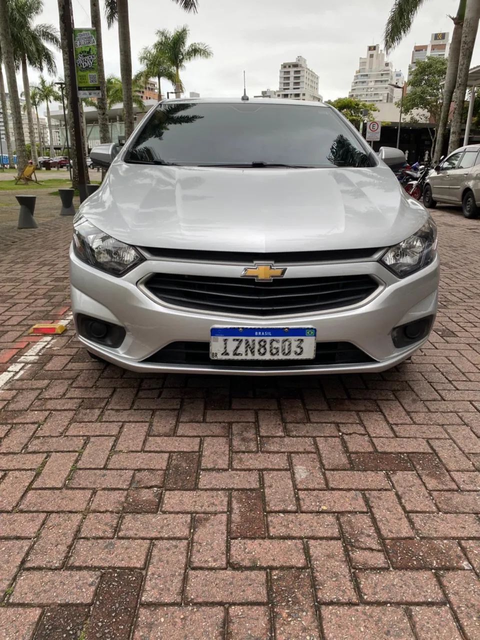 Chevrolet Onix Hatch LT 1.0 8V Flex Mec. 4P 2019 - Foto 2