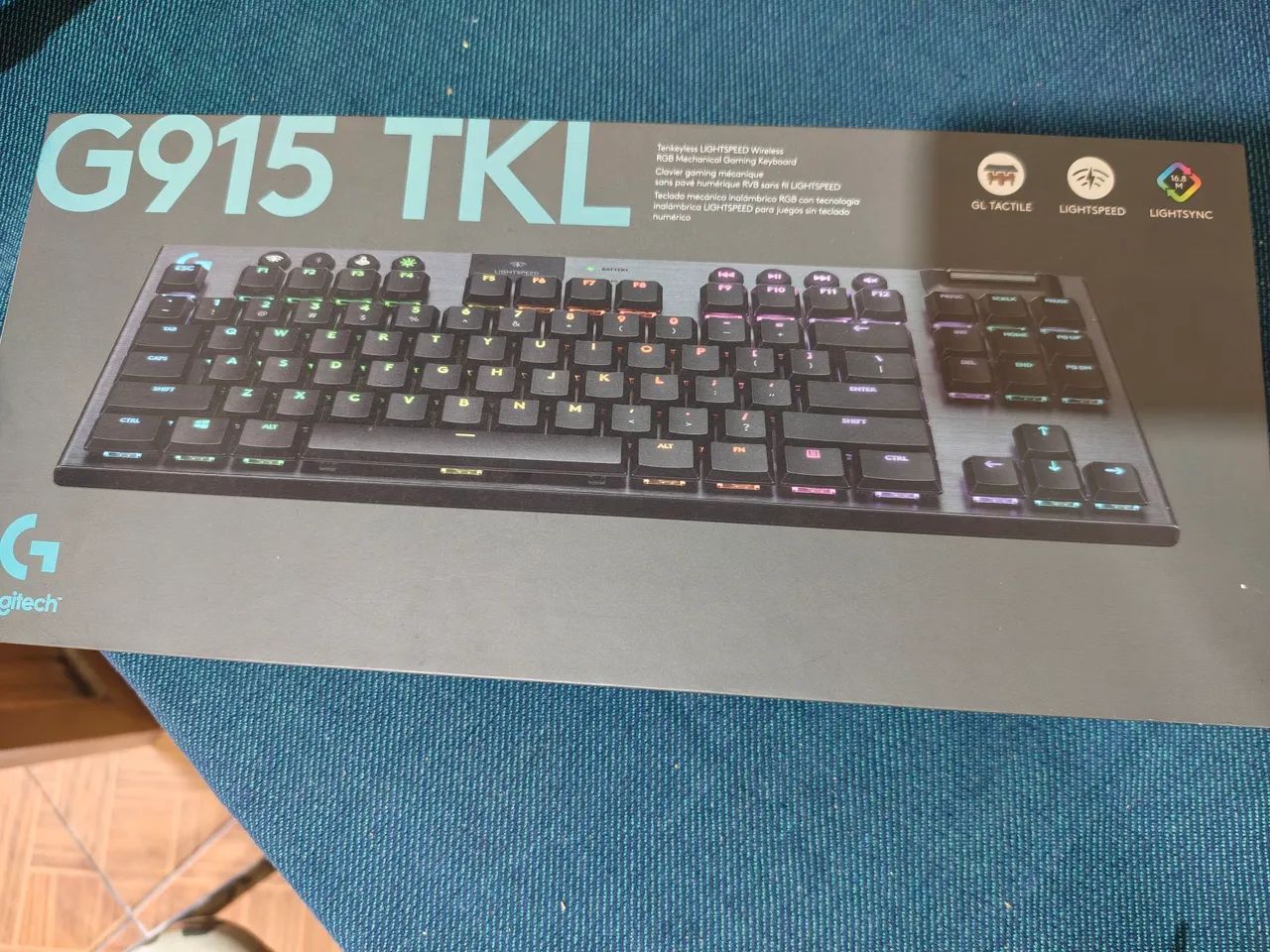 Logitech G915 TKL Teclado