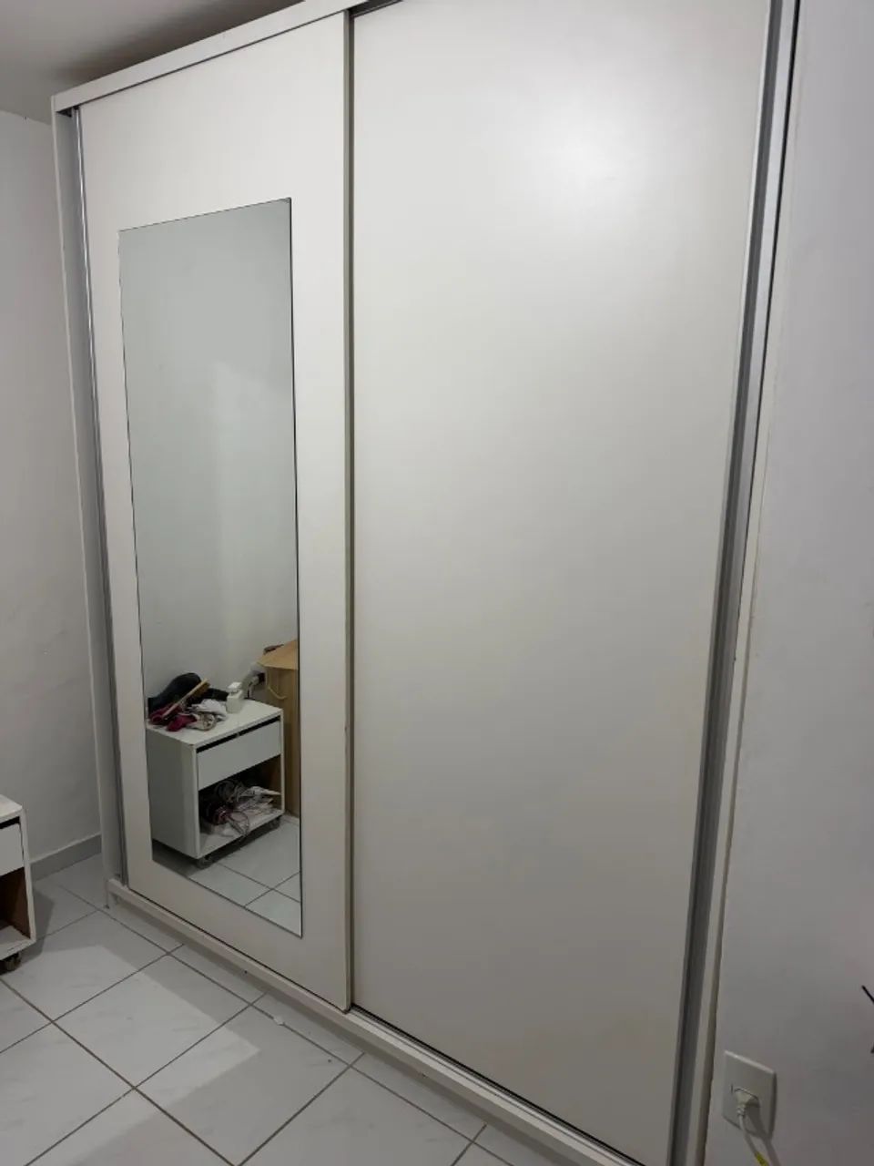 Guarda-roupa casal 
