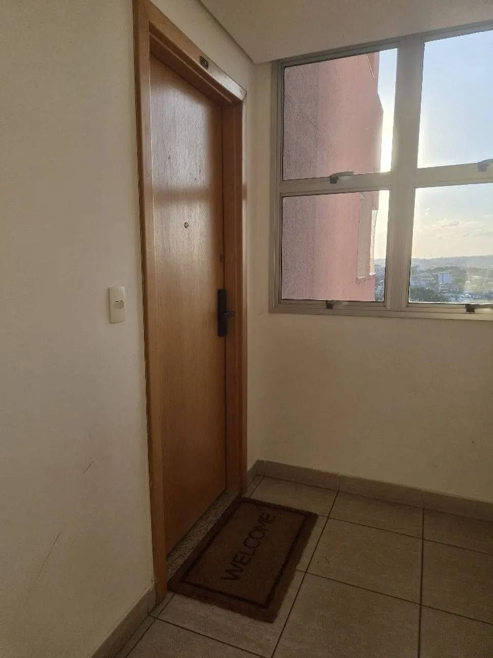 Lindo apartamento completamente mobiliado - Foto 2