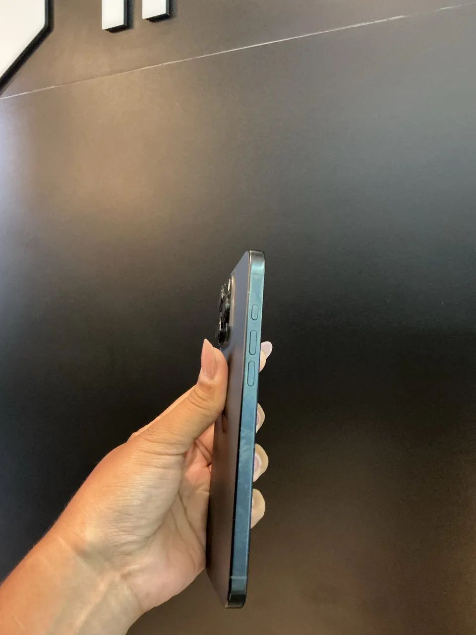 iPhone 16 pro Max - Foto 5