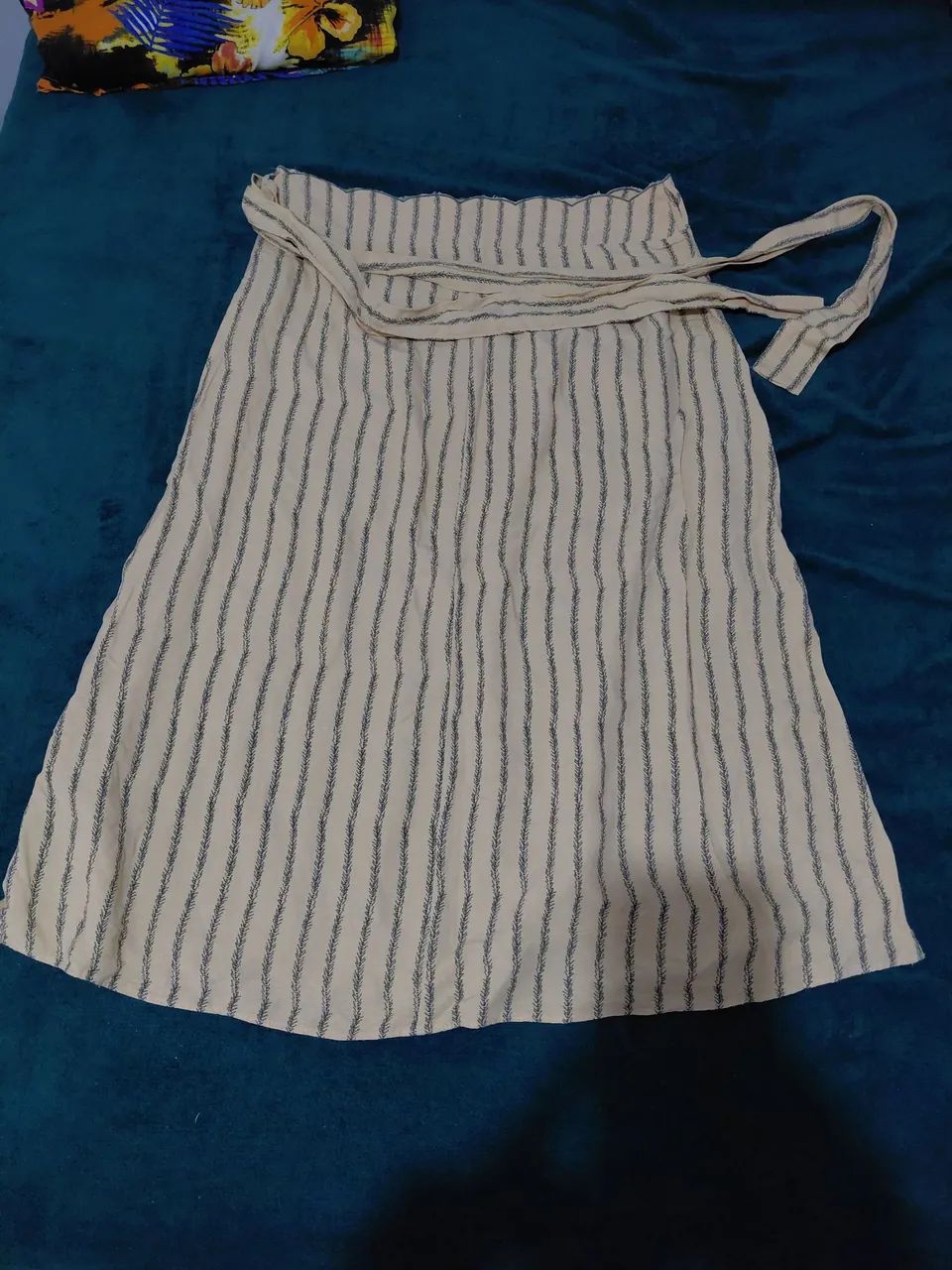 VENDO ROUPAS POUCO USADAS  - Foto 4