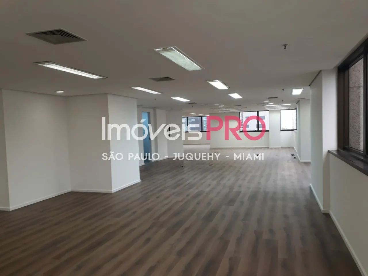 Conjunto Comercial em Cidade Monções com 316m² - Foto 2
