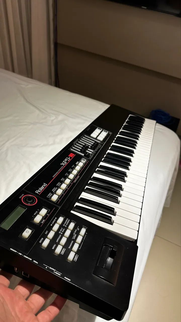 Teclado Roland XPS-10