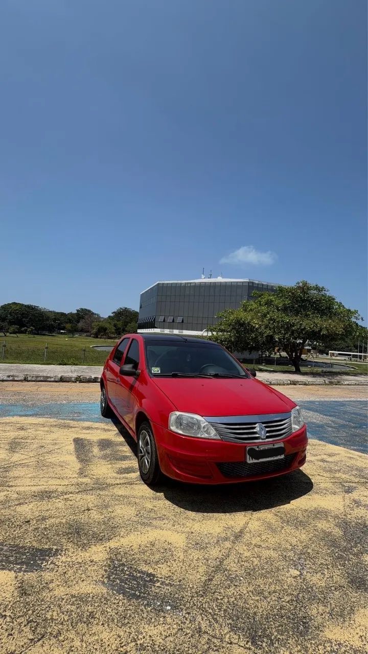 Renault Logan AUTHENTIQUE HI-FLEX 1.0 16V 4P 2011