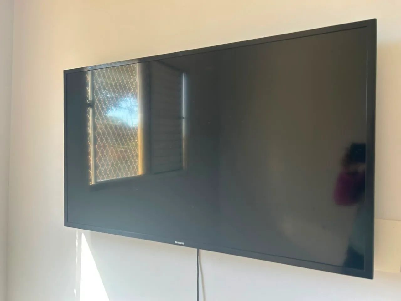 Smart Tv Full Hd - 43 polegadas semi nova - Foto 4