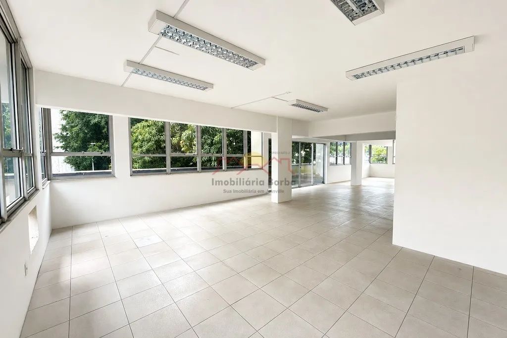 SALA COMERCIAL COM 120 M² NO CENTRO DE JOINVILLE - Foto 2