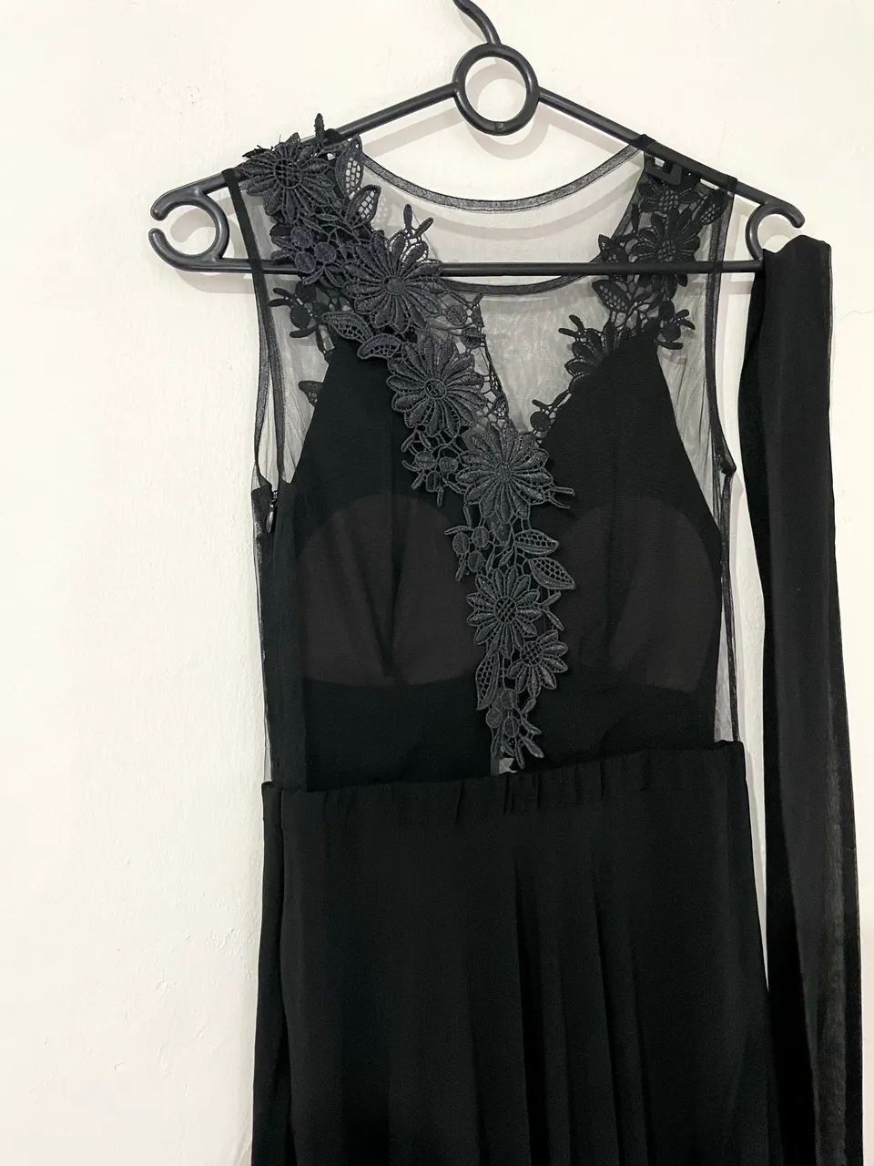 Vestido Longo Preto - Renda e Tule - Foto 5