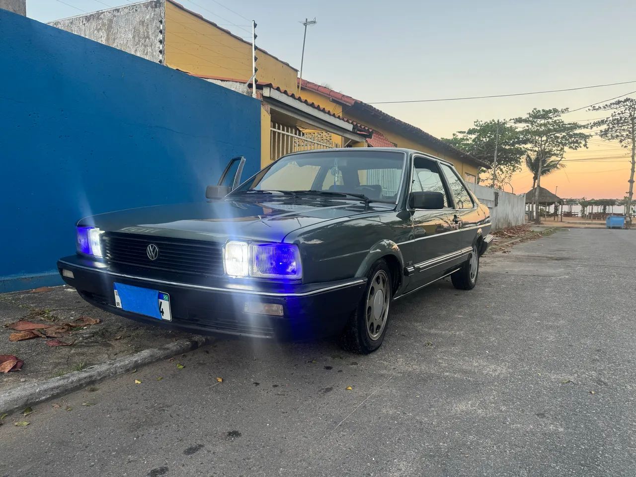 Volkswagen Santana Glsi / GLS 1.8/ 2.0 (álcool) 1988