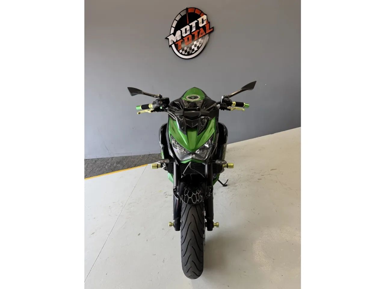 Kawasaki Z800 2014 - Foto 4