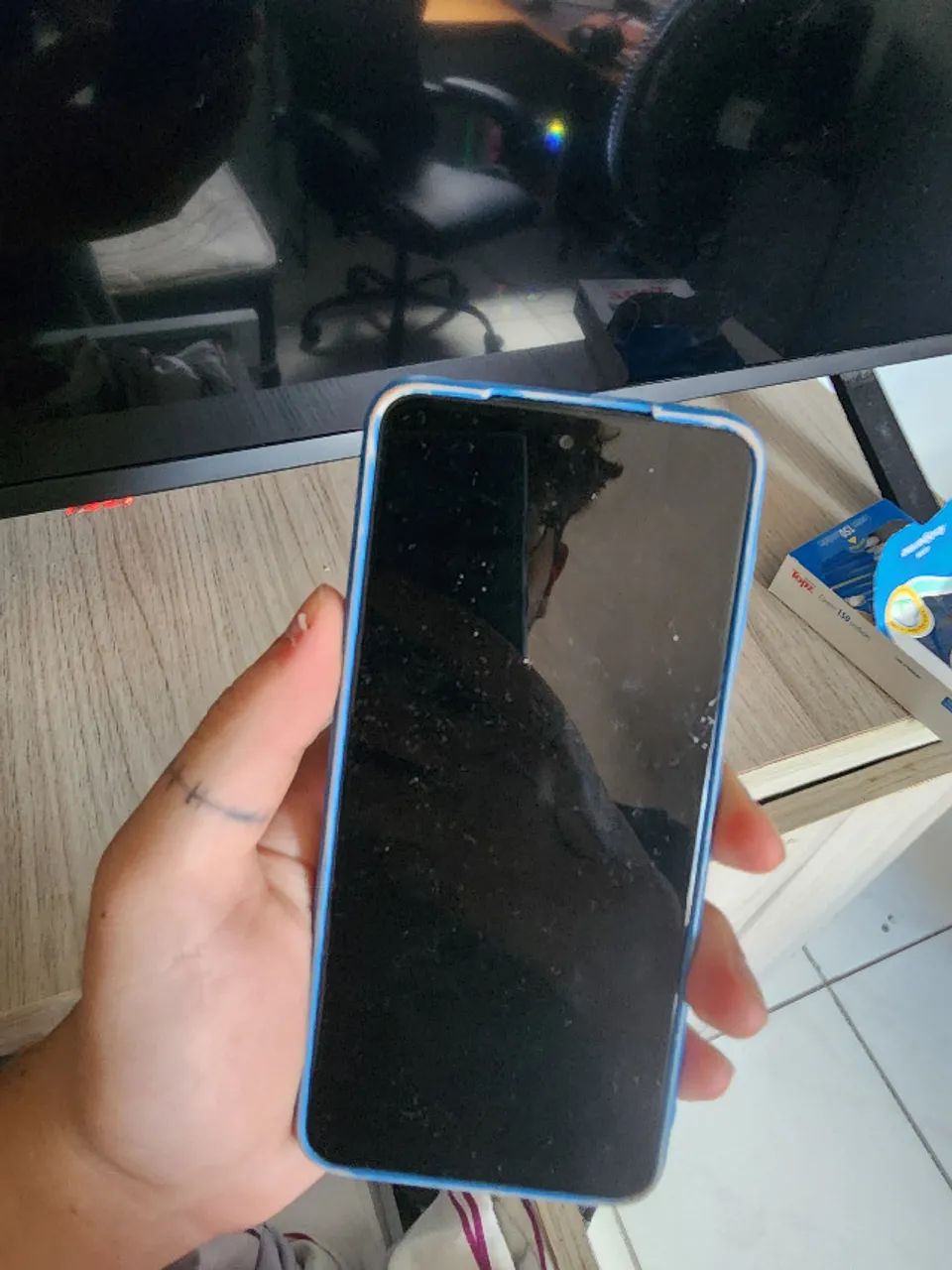 Celular com defeito