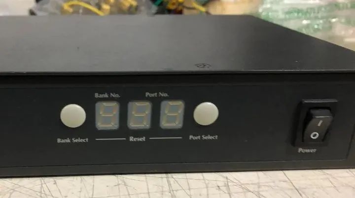 Switch KVM PLANET 8 portas modelo KVM 800. - Foto 3