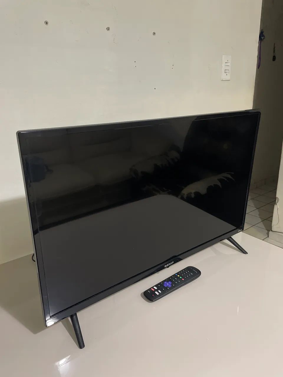 Tv Smart 32 Polegadas Semp TCL Roku - Muito Nova - Foto 4
