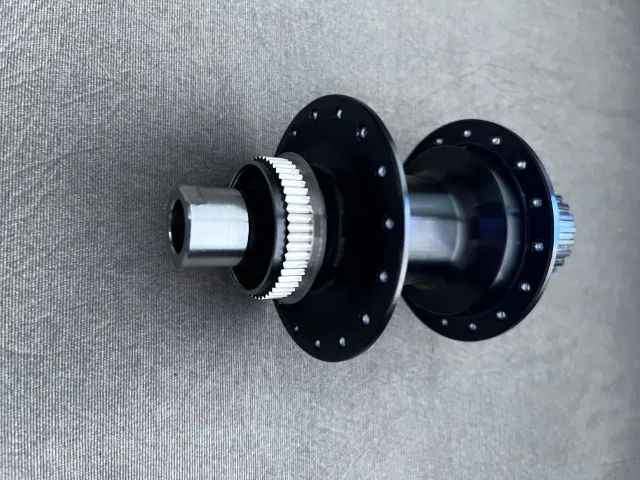 Cubo Traseiro Shimano Deore Xt M8110 - semi novo - Foto 2