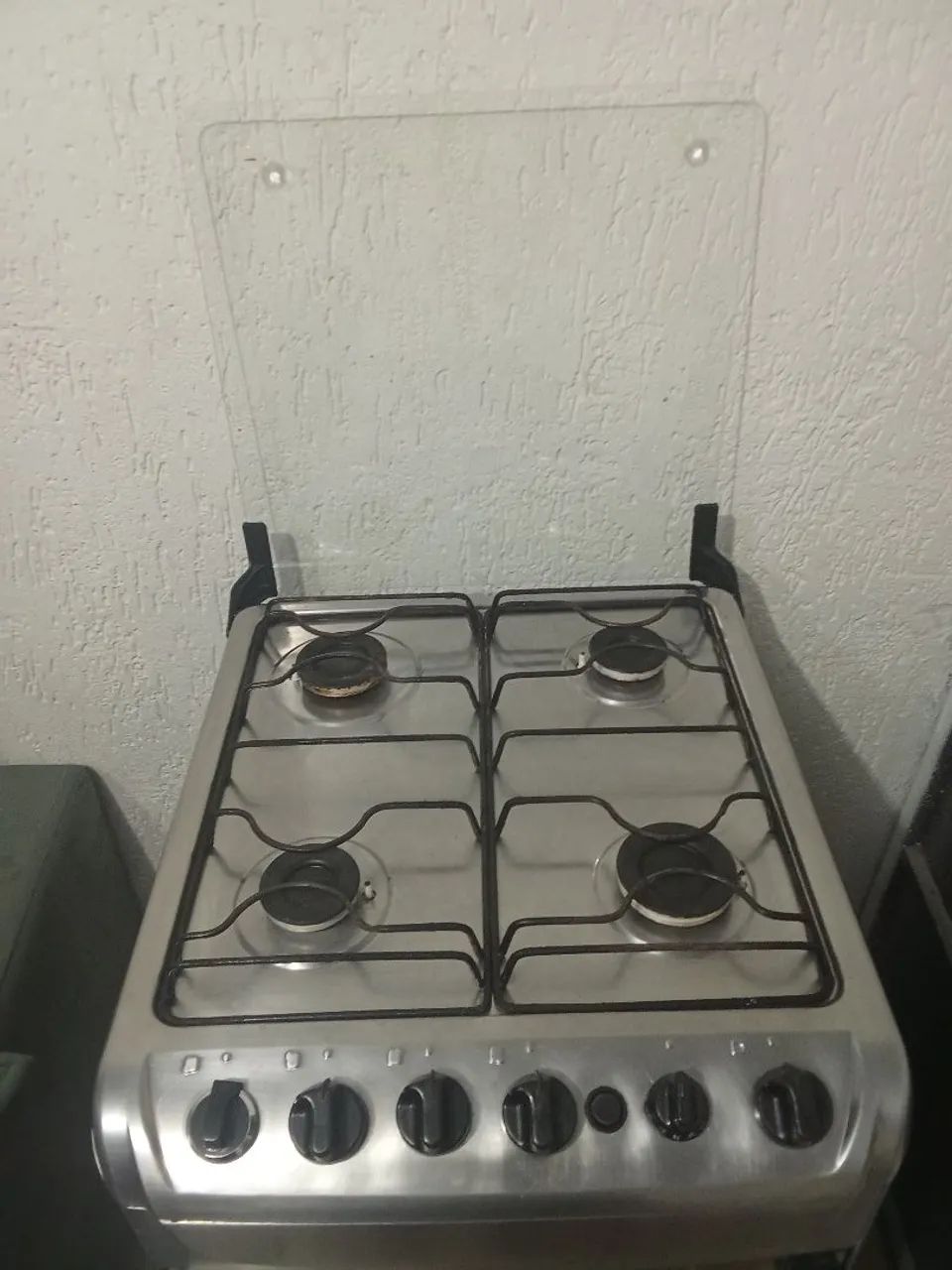 Fogão automático 4 bocas espelhado em perfeito estado  - Foto 2