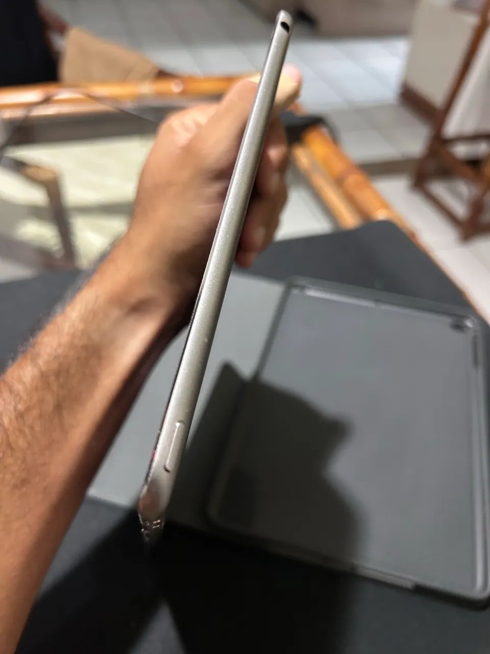 iPad air ２ silver Wi-Fi ３２GB　バッテリー１００％　311 ムスビー｜iPad Air 2 32GB Wi-Fiモデル シルバー MNV62J/A バッテリー