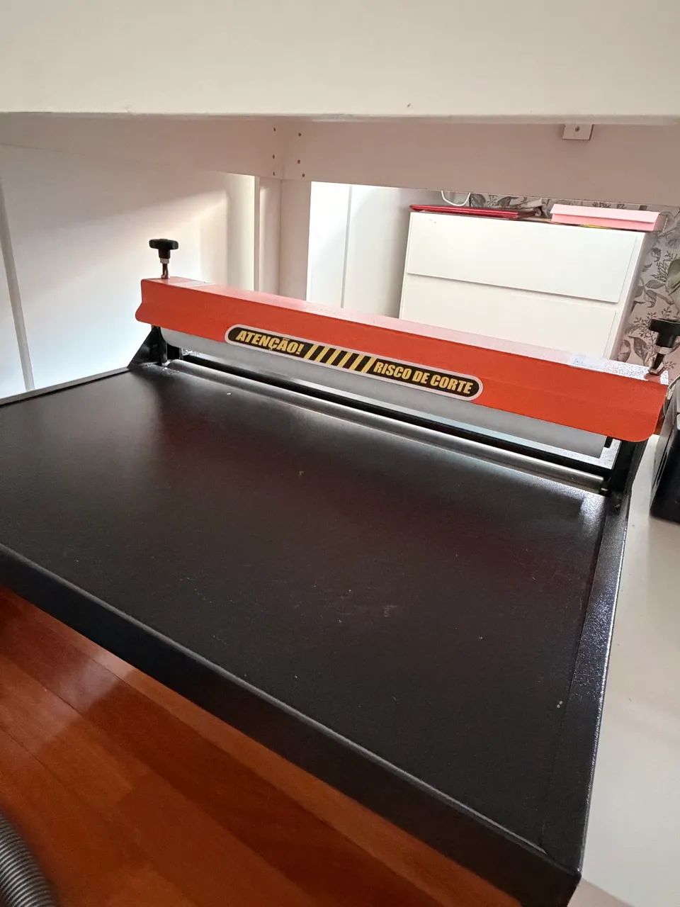 Máquina de corte Extenso Máquinas - NOVA, NUNCA USADA!