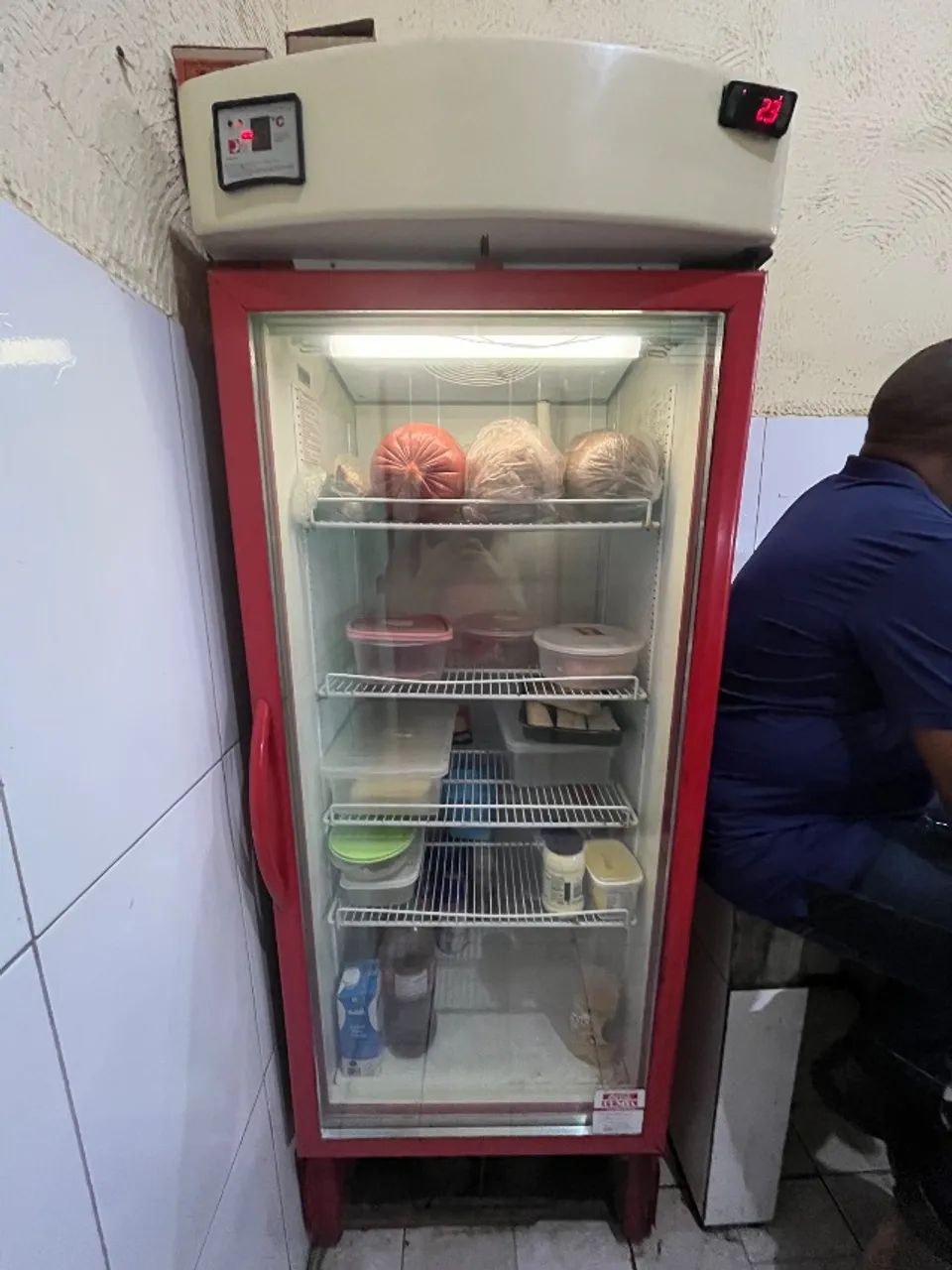 Geladeira expositora