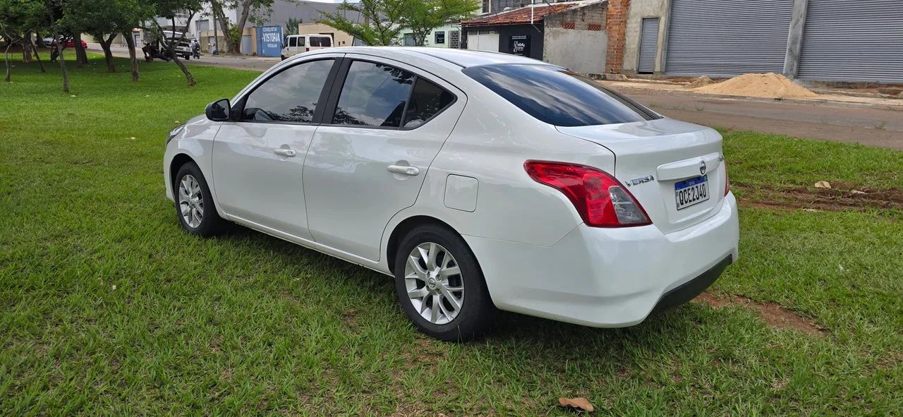 Nissan Sentra Sentra SV 2.0 FlexStart 16V Aut. 2015